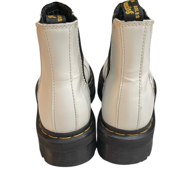 Dr. Martens Chelsea 2976 Quad Platform Bootie Women’s SZ 7 White Leather - Picture 2 of 11